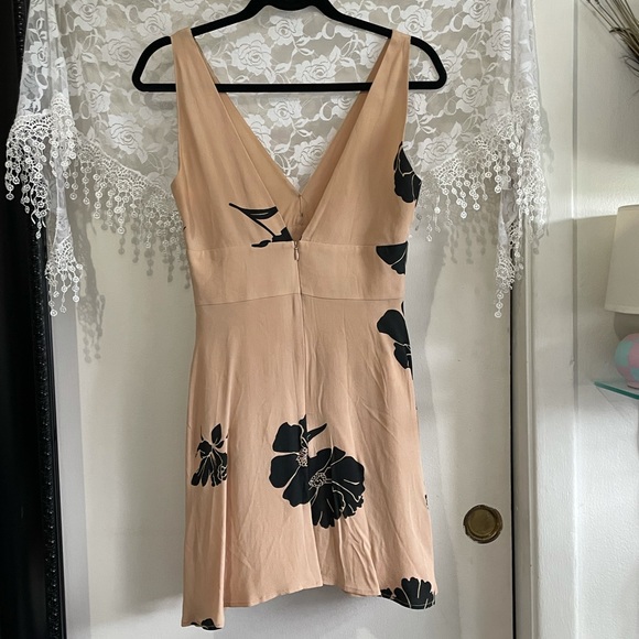 Privacy Please Mini Dress - Picture 4 of 5